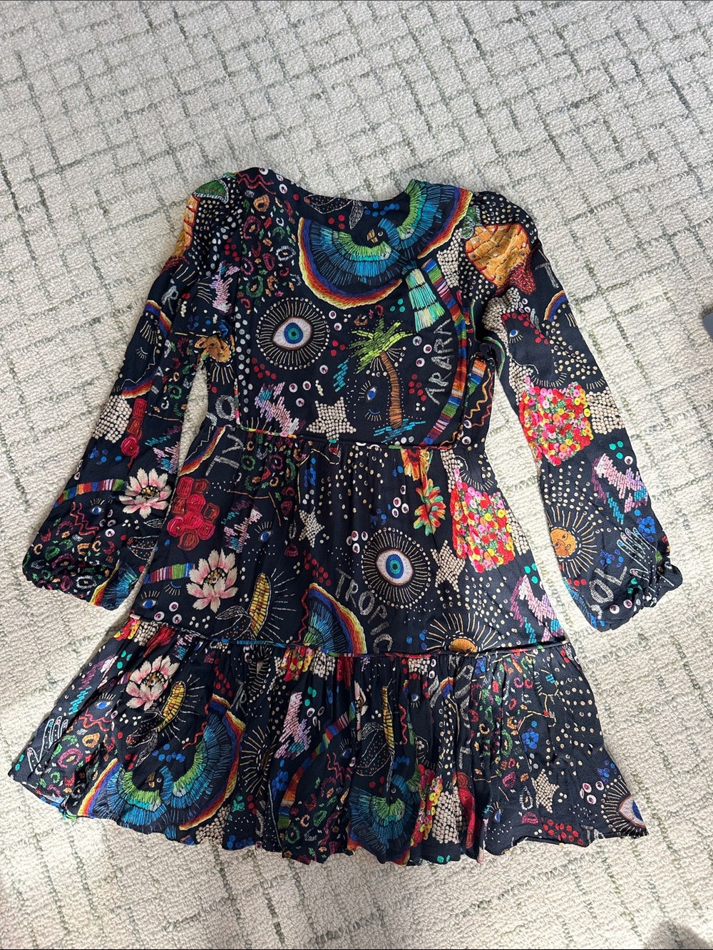 FARM Rio Black Multicolor Tiered V-Neck Floral-Abstract Mini Dress - Picture 4 of 4